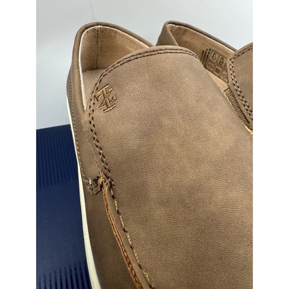 Izod Mens Seapoint Sneaker Loafer Slip On Shoe Size 9.5 Tan- Brown New